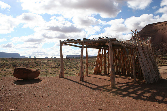 Utah-MonumentValley-CnD20_042905_4574